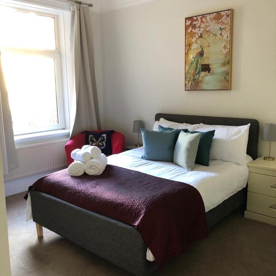 Comfy Big 7 Bedroom Townhouse Harrogate Exterior foto